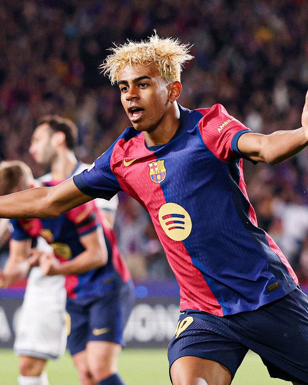 AC米兰名宿：亚马尔永远无法成为梅西！但能成为小罗或内马尔！